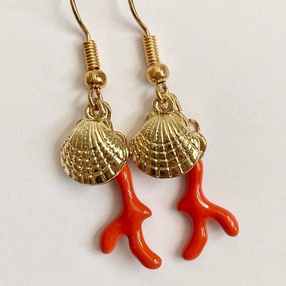 Gold Coral Sea Shell Charm Earrings Red Orange Island Beach Nautical Plated - Picture 2 of 8
